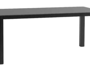 outdoor dining table